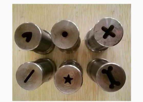 Multi- geformte Hundefutter-Extruder-Ausrüstung/trockenes Hundefutter, das Maschine herstellt