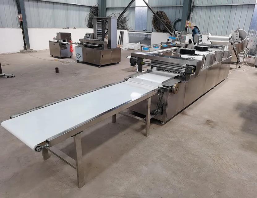 Reis-Hauch, der den Maschinen-Müsliriegel Maschine 200-400kg/hr herstellend macht